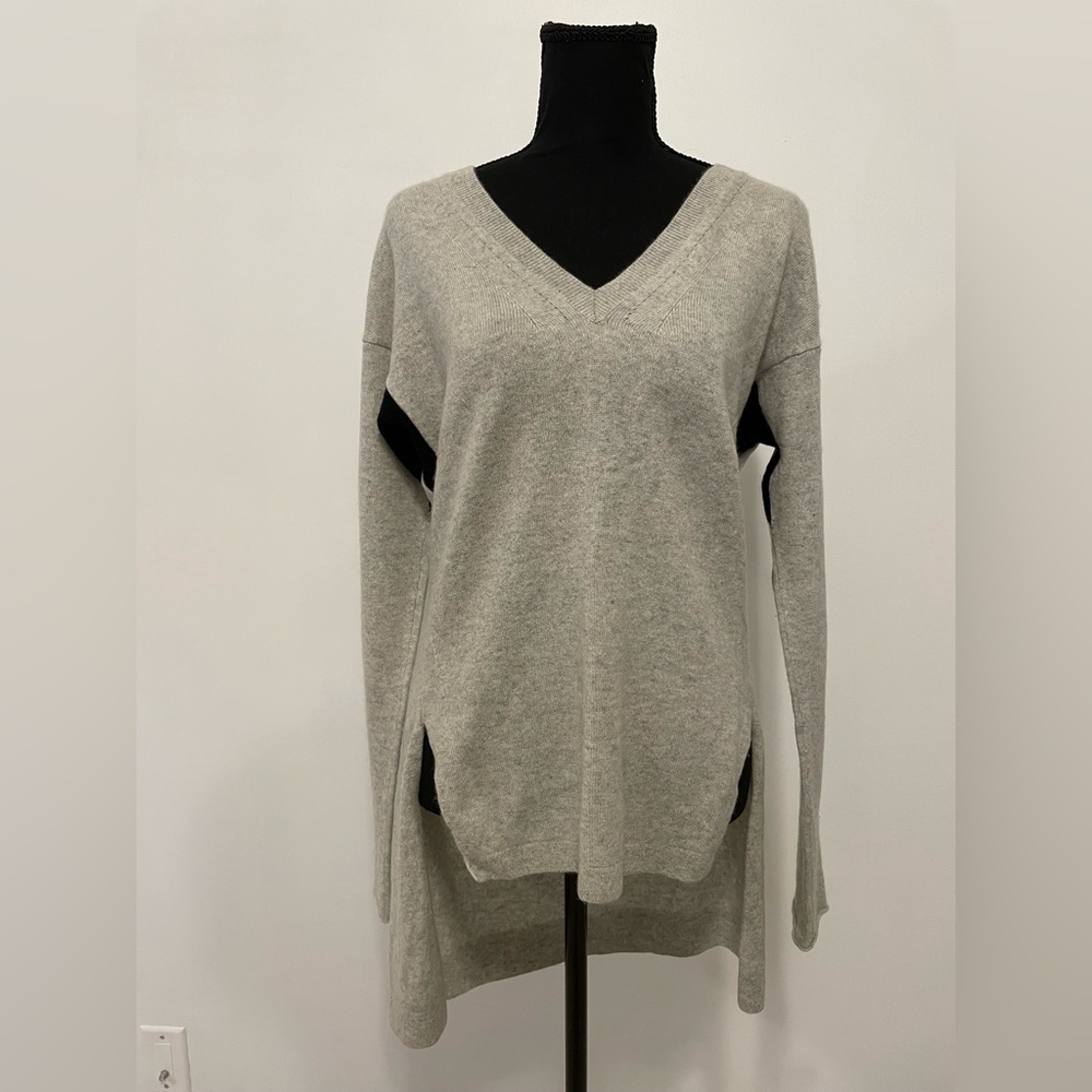 Gray V-Neck Cashmere Women's Sweater
